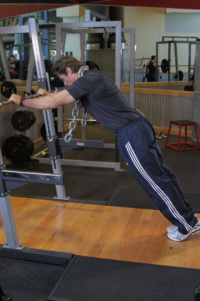 Body Tricep Press — start position