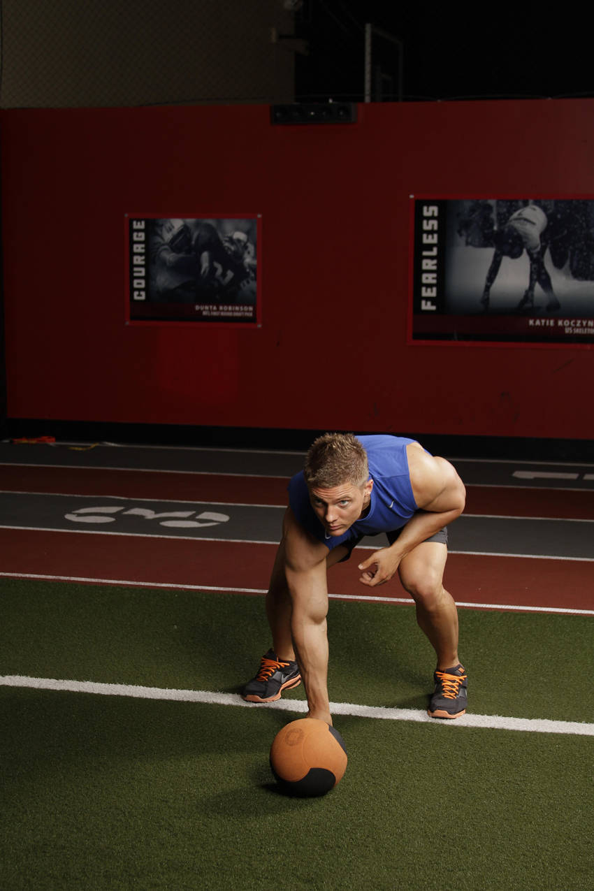 Chest Push from 3 point stance — start position