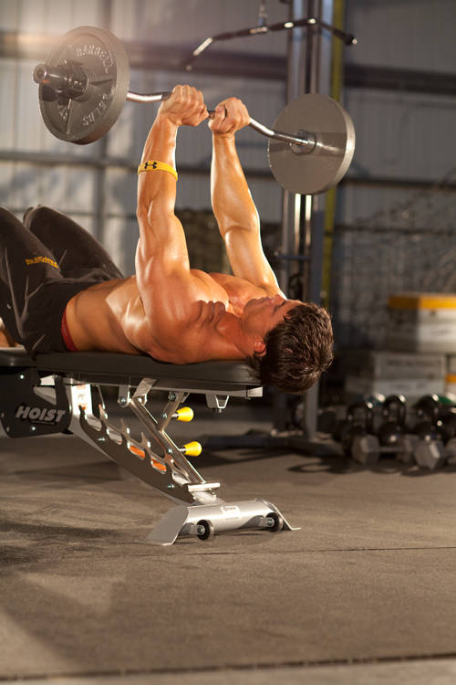 Close-Grip EZ-Bar Press — start position
