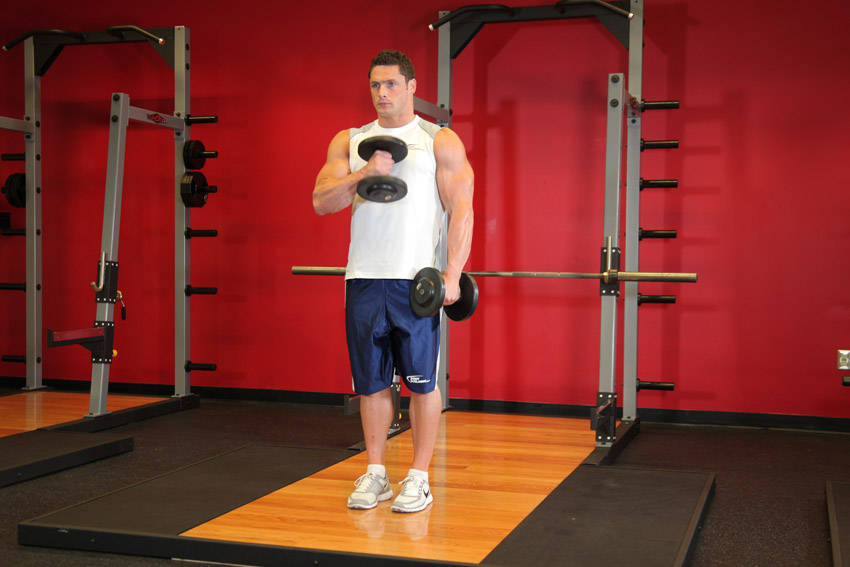 Cross Body Hammer Curl — start position