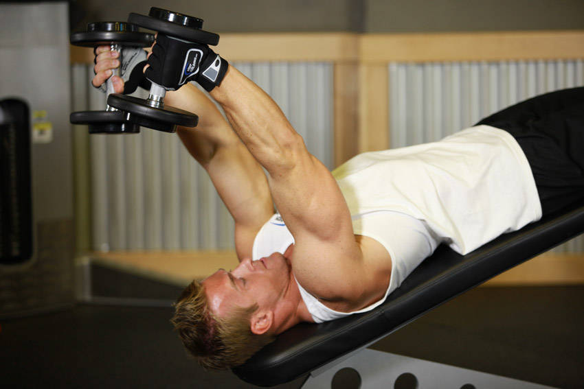 Decline Dumbbell Triceps Extension — start position