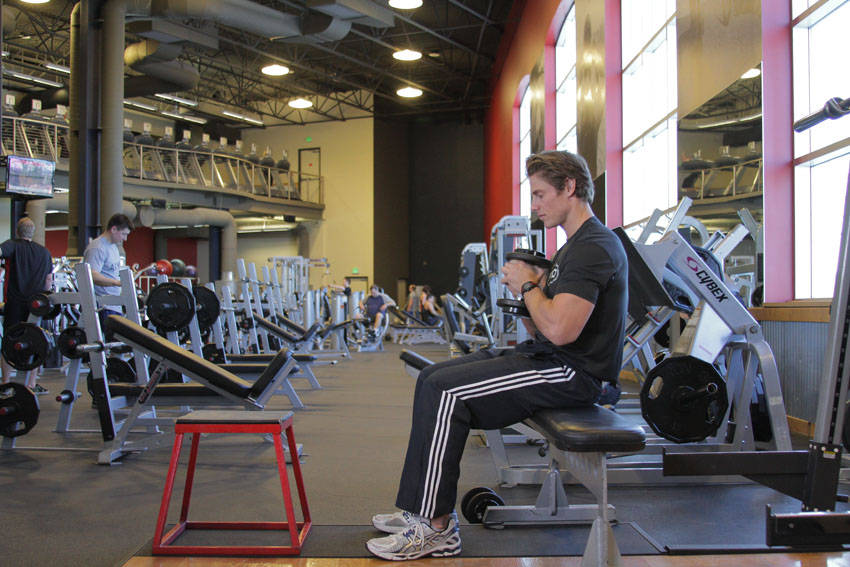 Dumbbell Seated Box Jump — start position