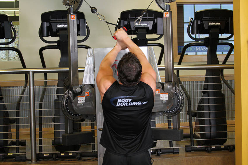 Full Range-Of-Motion Lat Pulldown — start position