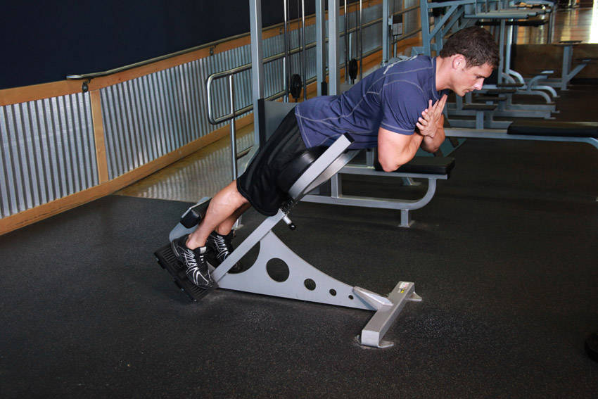 Hyperextensions (Back Extensions) — start position