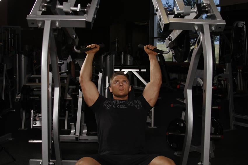 Leverage Shoulder Press — end position