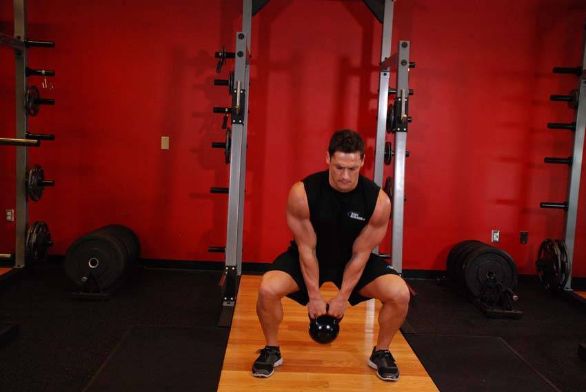 Open Palm Kettlebell Clean — start position