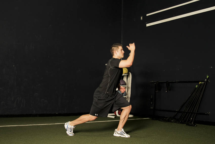 Scissors Jump — start position
