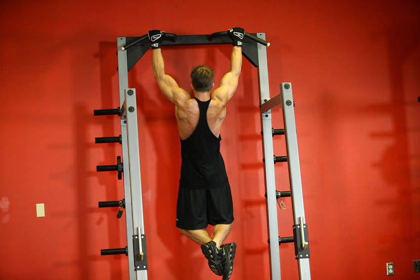 Side To Side Chins — start position
