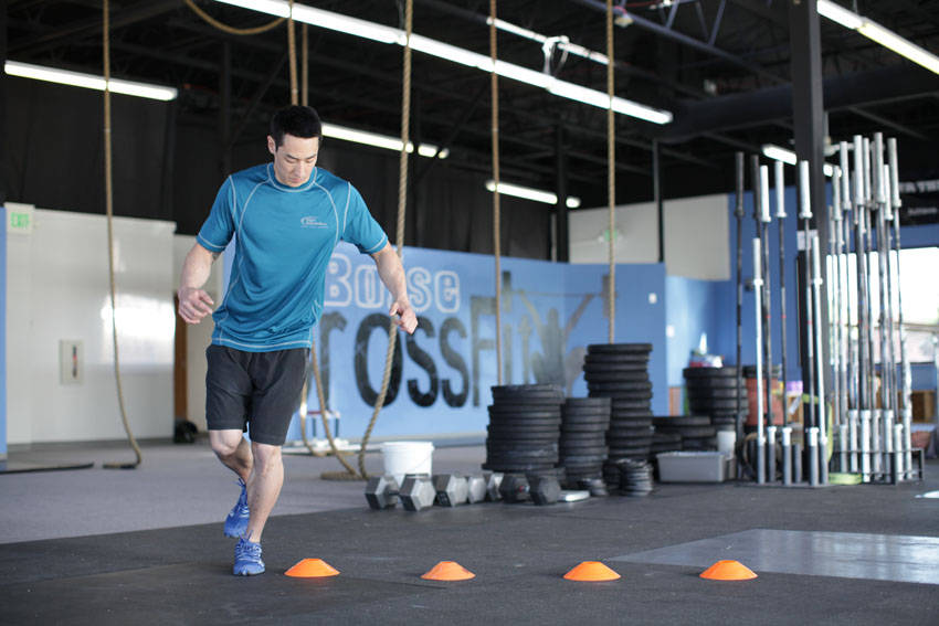 Single-Leg Lateral Hop — start position