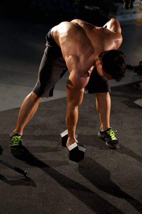 Standing Concentration Curl — start position