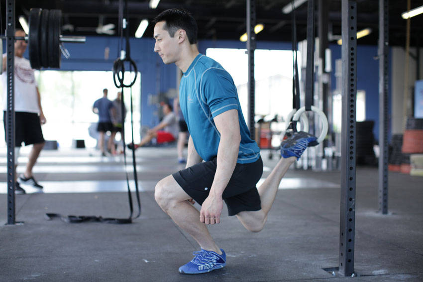 Suspended Split Squat — end position