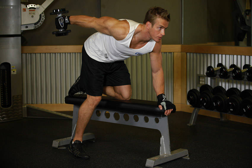 Tricep Dumbbell Kickback — start position