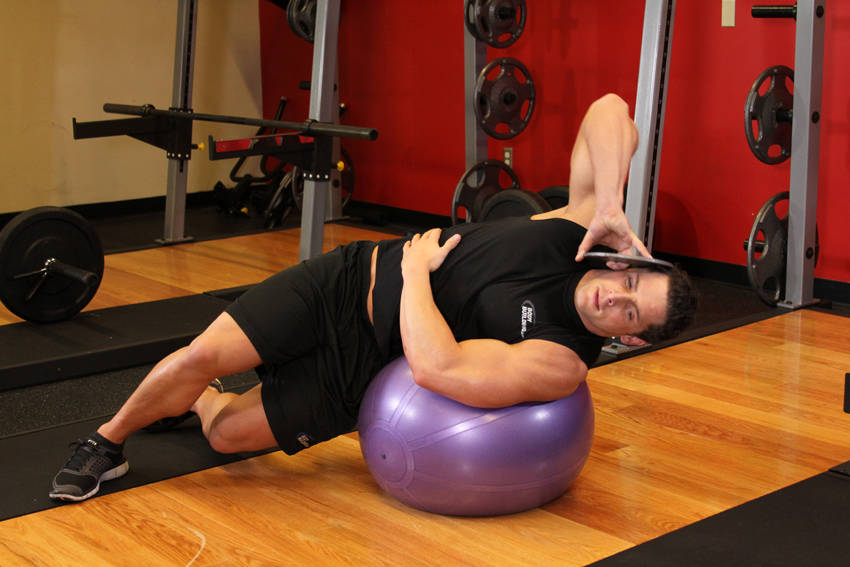 Weighted Ball Side Bend — start position