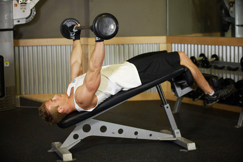 Wide-Grip Decline Barbell Pullover — start position