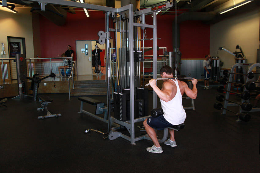 Wide-Grip Pulldown Behind The Neck — start position